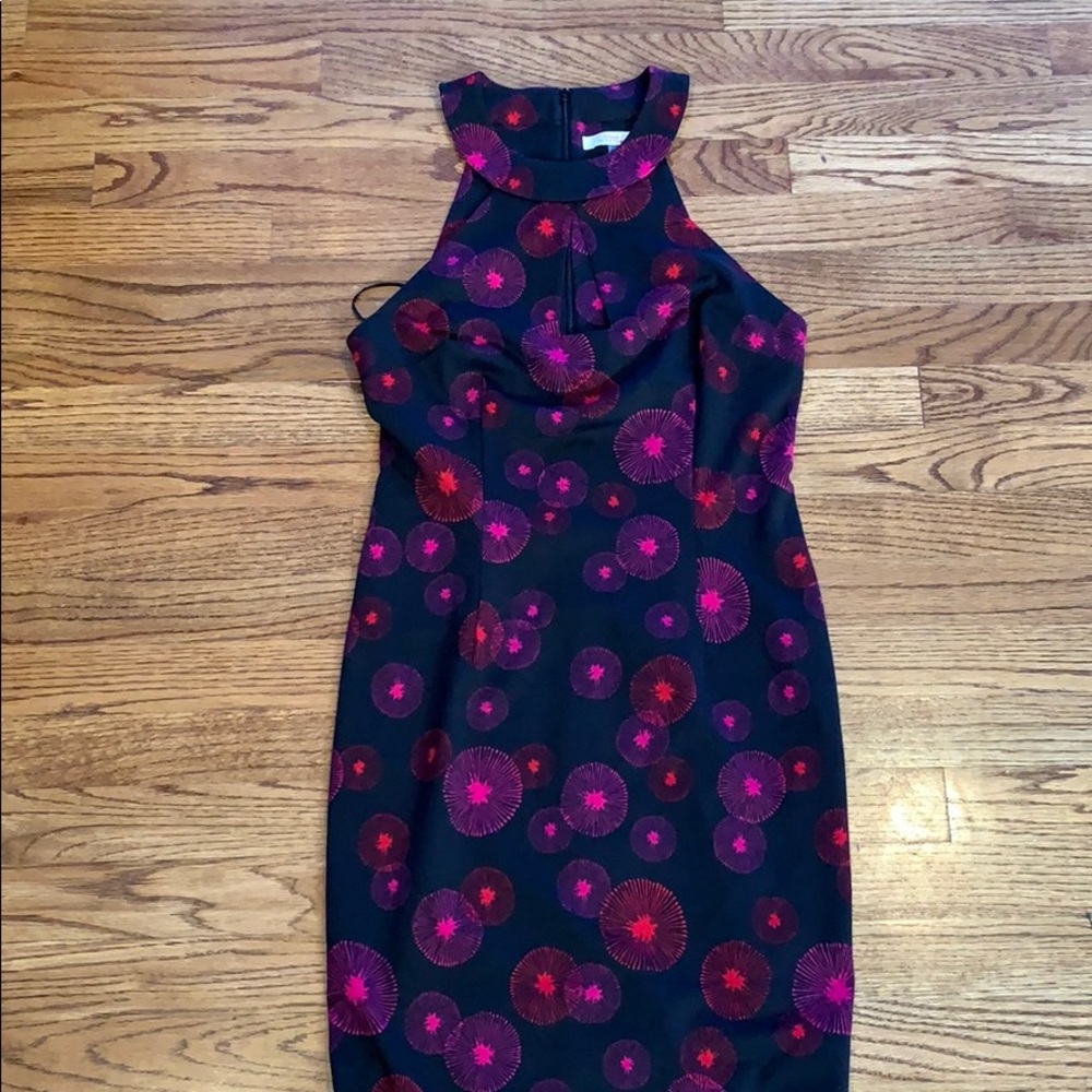 NWOT Trina Turk starburst sheath dress - Picture 2 of 6